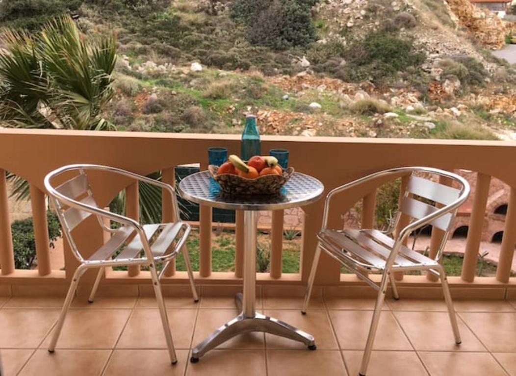 Koumpe Blue Sea View Apartment 레팀노 외부 사진