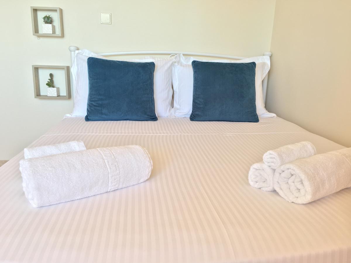 Koumpe Blue Sea View Apartment 레팀노 외부 사진