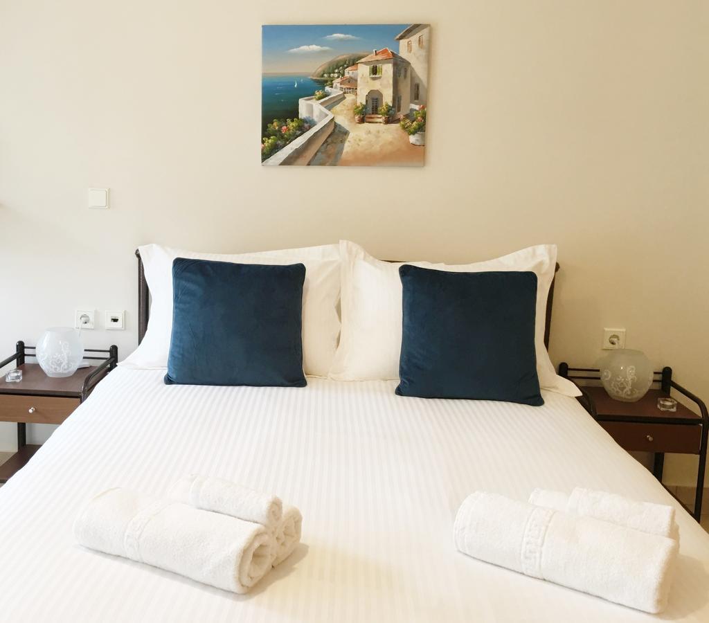 Koumpe Blue Sea View Apartment 레팀노 외부 사진