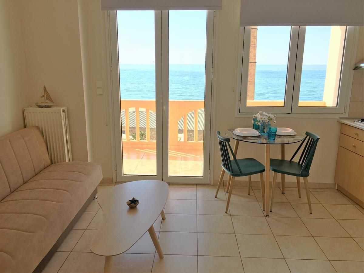 Koumpe Blue Sea View Apartment 레팀노 외부 사진